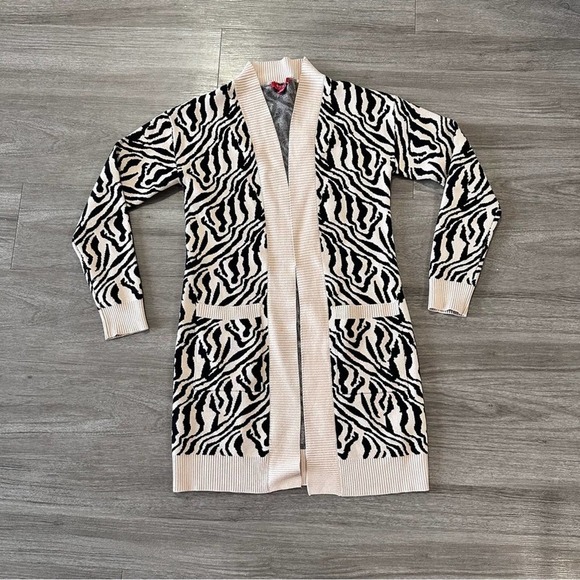 Guess Madam Zebra Printed Tan Thick Long Cardigan - Picture 16 of 16